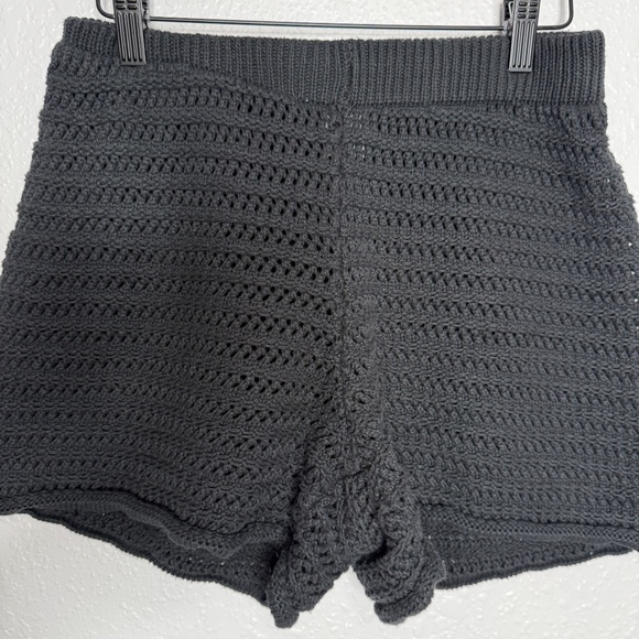 Wild Fable Black Shorts Crochet style -cp - Picture 2 of 7